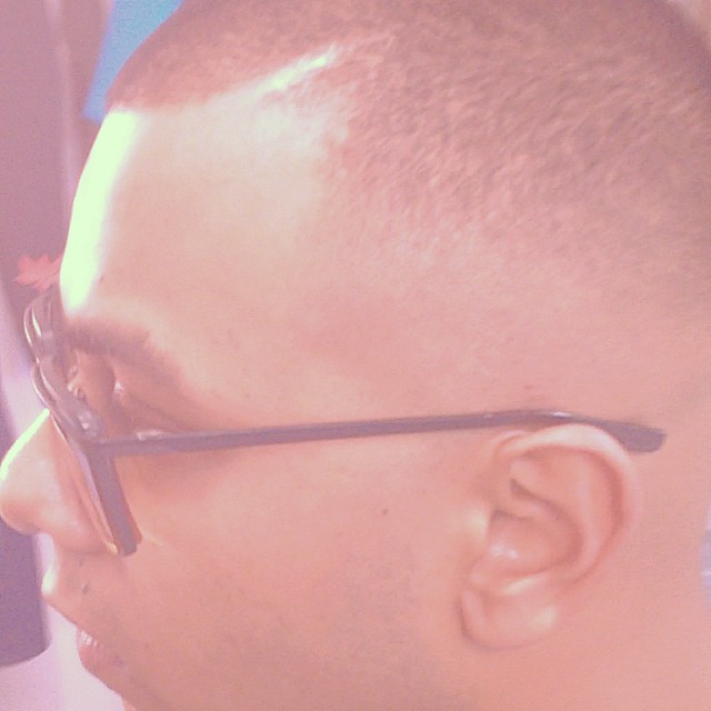 More world problem solving with @trillytuesday and @stinknjim this morning @captainsipsops - I also gave Trill some #wahlwork  #barberlife