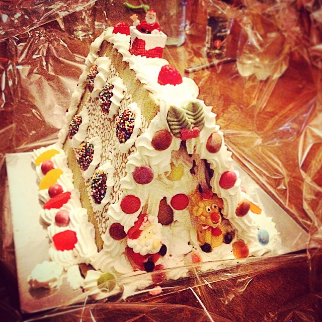 #gingerbreadhouse