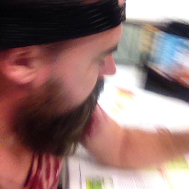 Hanging at the #laundromat reading the Greater #noosa Healthy Living Directory #reallife #lifesnaps #thenow #mindfulness #gratitude