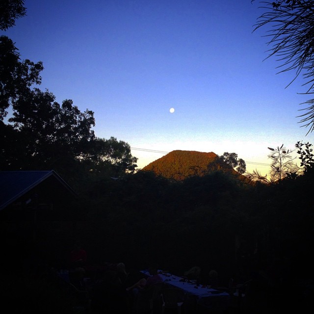 Moon over #eewahvale