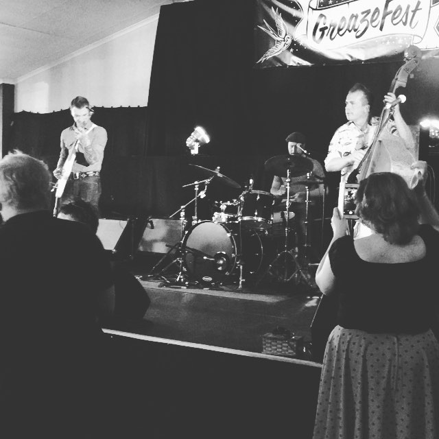 @patcapocci @lord__luciow @jonhflynn #pantherburnstomp #howtoendasong101  #brisbane #greazefest #vintage #rocknroll #blues #guitar #doublebass #drums #drumming
