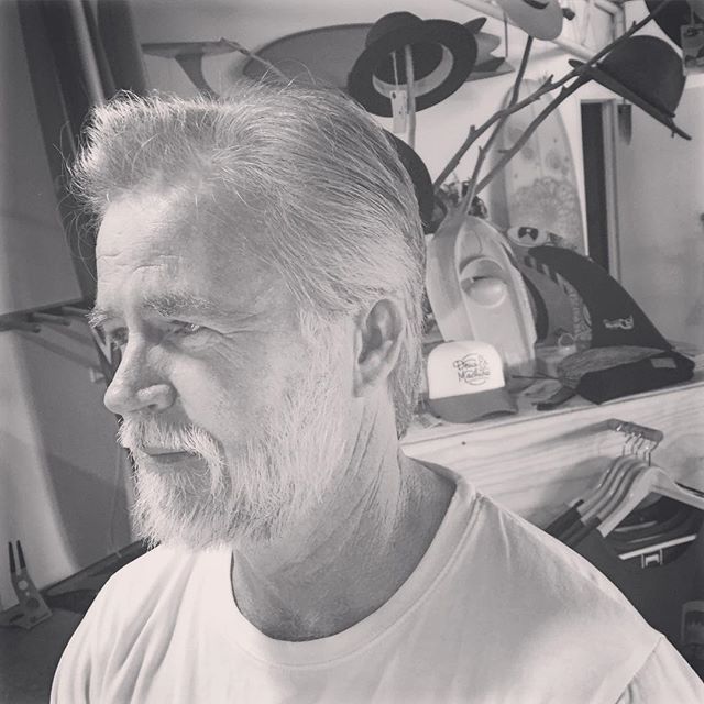 ️ #captainsipsops You got to know when to hold em' - thanks Matt - or is that #kennyrogers #thegambler - Released in #1978Awards: #Grammy Award for Best Male #Country Vocal PerformanceNominations: Grammy Award for #Record of the Year.