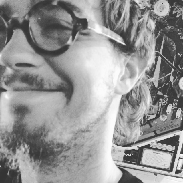 Second hand beard for @stinknjim from @thomassurfboards