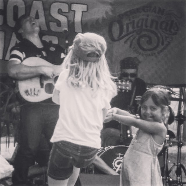 Had fun at #peregianoriginals today @scottierehbein @thehi_boys #thehiboys