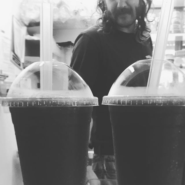 @zachariah_j the #smoothielord radiating some extra #love into these ones #smoothielords